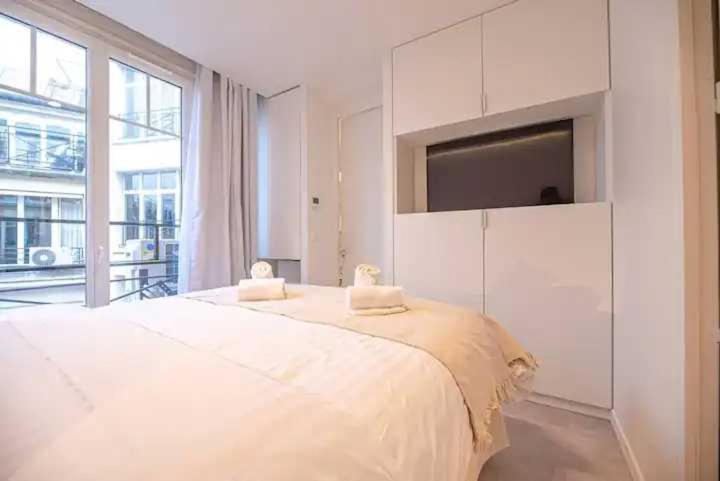 Appartement Superb Appt With Ac - 2bd-6p - Madeleine-opera Parijs